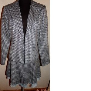 Alessia suit